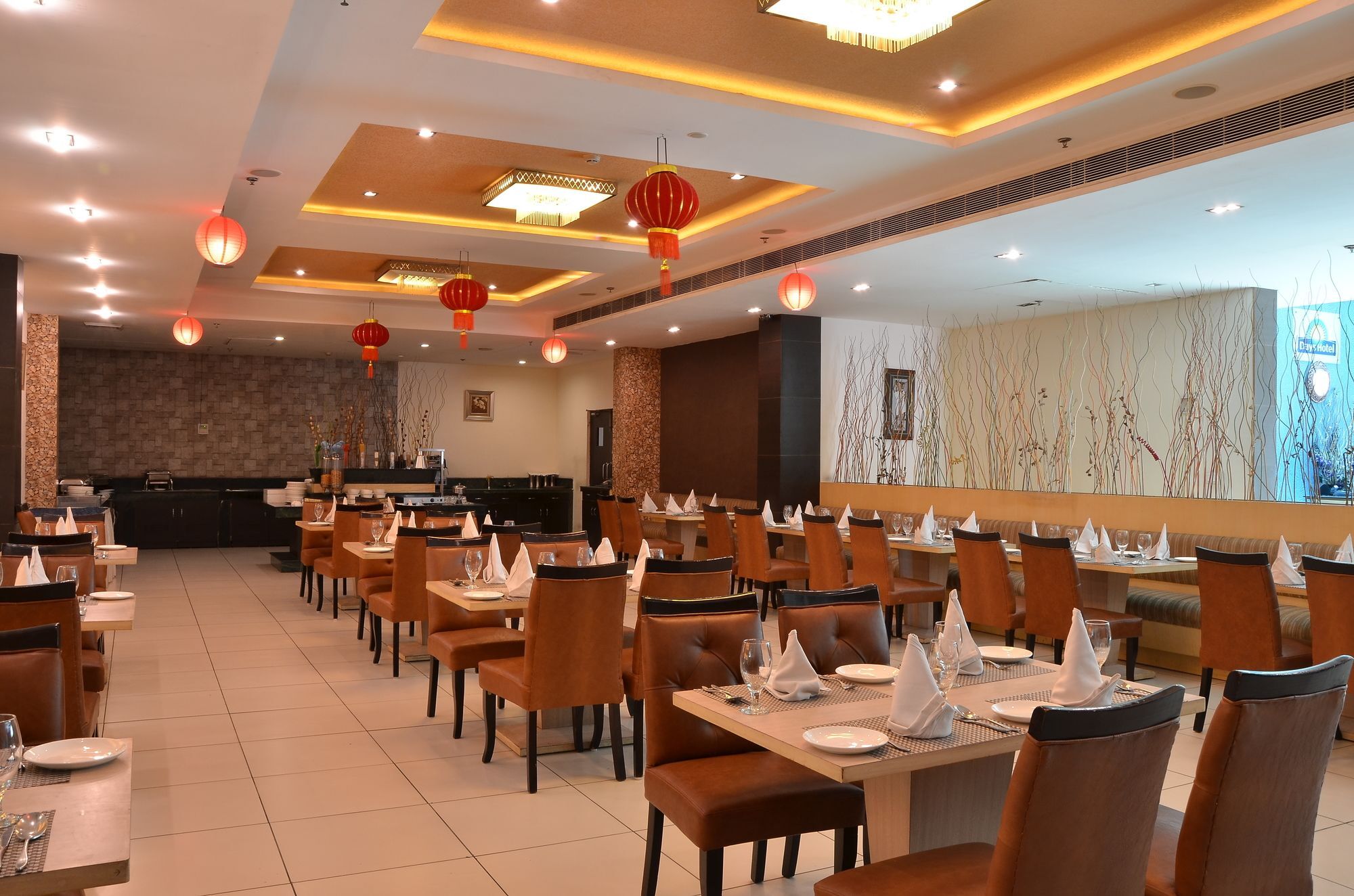 Days Hotel By Wyndham Neemrana Bagian luar foto